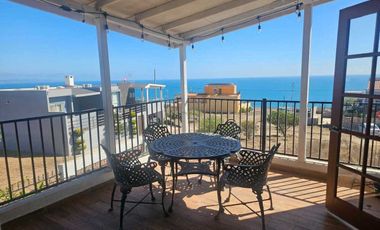 RENTA CASA TIPO RUSTICA CON VISTA AL MAR DE ROSARITO