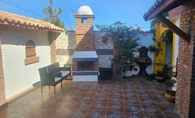 RENTA CASA TIPO RUSTICA CON VISTA AL MAR DE ROSARITO