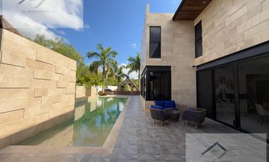 Casa en Pueblo Kikteil