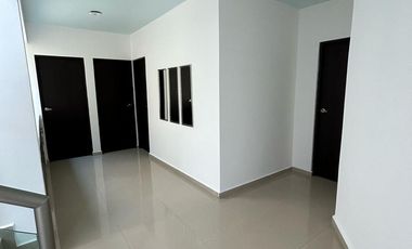 Casa Amueblada en Renta, Fracc. Paraiso Campestre. Coatzacoalcos, Ver.