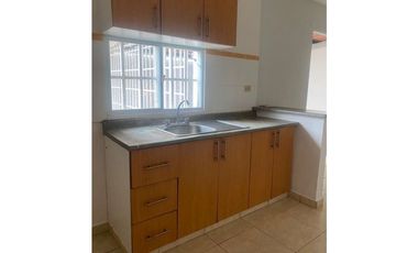 SE VENDE CASA EN LAS ARBOLEDAS, Los Almendros
