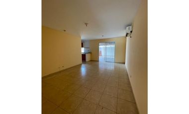 SE VENDE CASA EN LAS ARBOLEDAS, Los Almendros