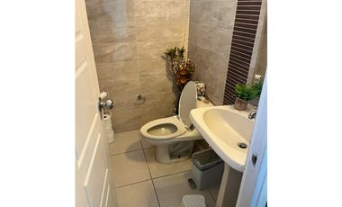 Casa en venta en Brisas del Golf PH Augusta