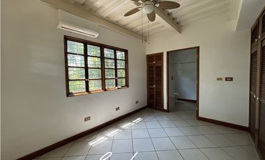 SE ALQUILA CASA EN ANCON QUARRY HEIGHTS (2)