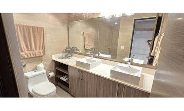 Apartamento Amoblado en PH Madeira, Panamá Pacífico