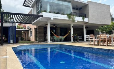 ALTOS DE PANAMA / CONDADO DEL REY / 5 RECMARAS  / 768m2 / PISCINA