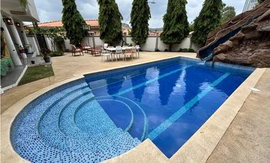 ALTOS DE PANAMA / CONDADO DEL REY / 5 RECMARAS  / 768m2 / PISCINA