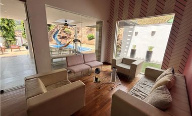 ALTOS DE PANAMA / CONDADO DEL REY / 5 RECMARAS  / 768m2 / PISCINA