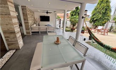 ALTOS DE PANAMA / CONDADO DEL REY / 5 RECMARAS  / 768m2 / PISCINA