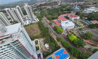 CONDADO DEL REY / PH KINGS PARK / 139M / BALCON