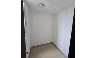 CONDADO DEL REY / PH KINGS PARK / 139M / BALCON