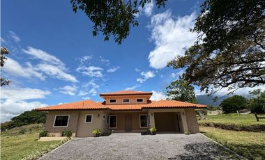 BOQUETE COUNTRY CLUB- CASA HACIENDA G23- VENTA