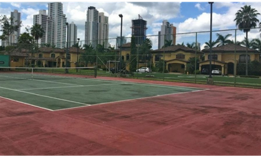 VENTA DE CASA EN COSTA DEL ESTE EN REMATE CON PISICNA PH ANTIGUA MLD