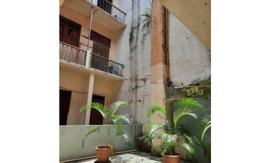 CASCO VIEJO / CASA LOEW CASCO / 353.9725M / 3 NIVELES / 4 LOCALES