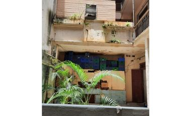 CASCO VIEJO / CASA LOEW CASCO / 353.9725M / 3 NIVELES / 4 LOCALES