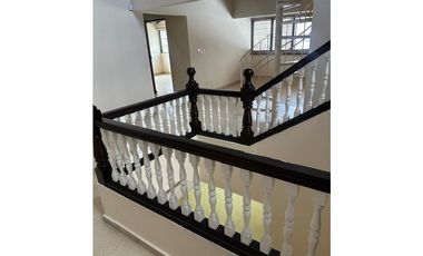 BETANIA / DOS MARES / 325M2 / 2 NIVELES / 3 HAB /CC
