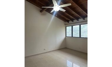 BETANIA / DOS MARES / 325M2 / 2 NIVELES / 3 HAB /CC