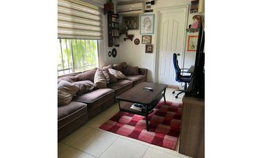 Casa en Venta en Paseo Dorado – Dorado Lake, Condado del Rey MLD