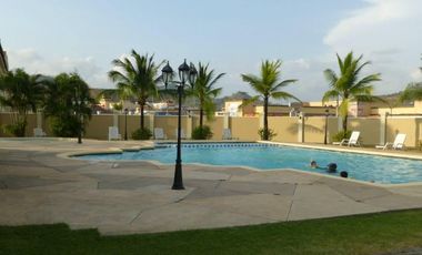 Casa en Venta en Paseo Dorado – Dorado Lake, Condado del Rey MLD