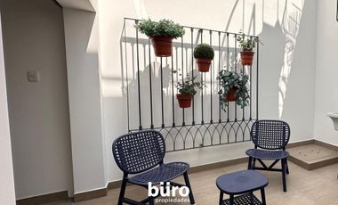 LINDA CASA EN ALQUILER EN CONDOMINIO 2 DORMITORIOS EN SAN ISIDRO TRADICIONAL
