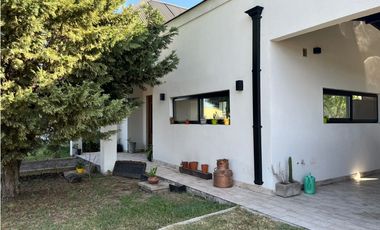 CASA EN VENTA - CLUB DE CAMPO SAN ROQUE Comarcas de Luján