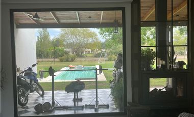 CASA EN VENTA - CLUB DE CAMPO SAN ROQUE Comarcas de Luján