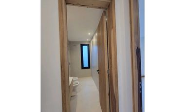 VENTA DE CASA A ESTRENAR - ISLA DEL GOLF PINAMAR