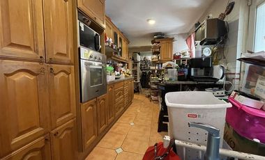 Casa en Arriendo en cercano a centros deportivos, universidades, colegios y clinicas.