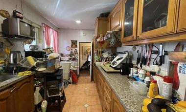 Casa en Arriendo en cercano a centros deportivos, universidades, colegios y clinicas.