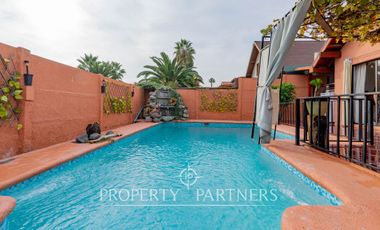 Venta de Casa con excelente ubicación y conexión a pasos de rojas magallanes.