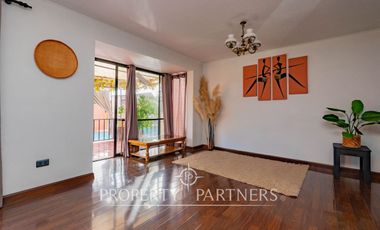 Venta de Casa con excelente ubicación y conexión a pasos de rojas magallanes.