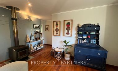 Casa en Santo Domingo, excelente ubicación