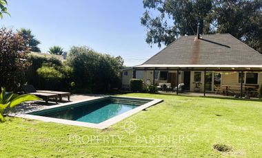 Casa en Santo Domingo, excelente ubicación