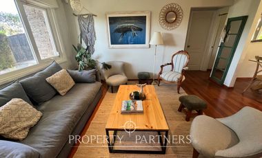 Casa en Santo Domingo, excelente ubicación