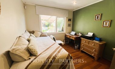 Casa en Santo Domingo, excelente ubicación