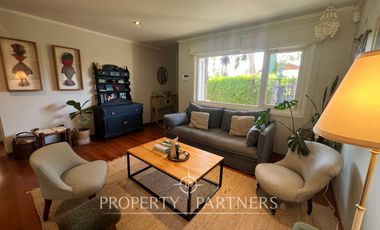 Casa en Santo Domingo, excelente ubicación