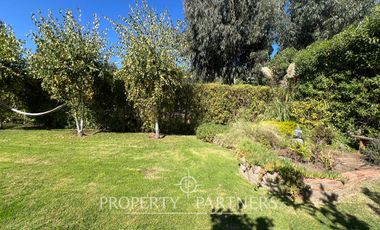 Casa en Santo Domingo, excelente ubicación