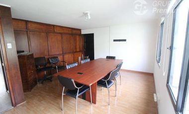 Sitio en Arriendo en ARRIENDO CASA COMERCIAL PADRE HURTADO/ LOS DOMINICOS