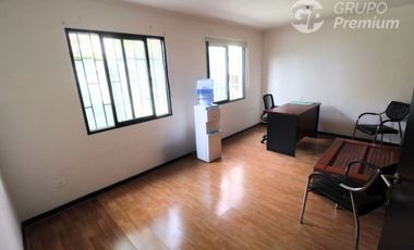 Sitio en Arriendo en ARRIENDO CASA COMERCIAL PADRE HURTADO/ LOS DOMINICOS