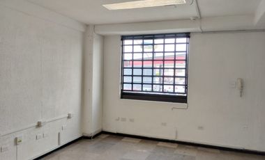 RENTA OFICINA, ZONA 31 PONIENTE, EL VERGEL!!