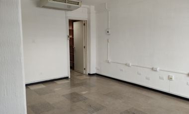 RENTA OFICINA, ZONA 31 PONIENTE, EL VERGEL!!