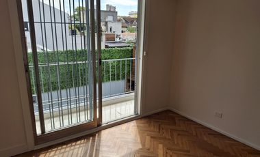 Casa de 6 ambientes en alquiler La Lucila