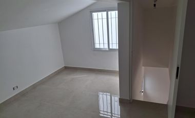 Casa de 6 ambientes en alquiler La Lucila