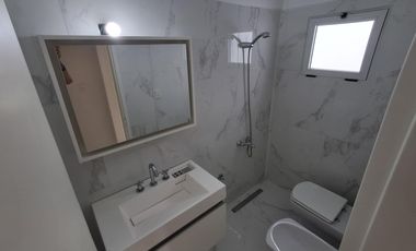Casa de 6 ambientes en alquiler La Lucila
