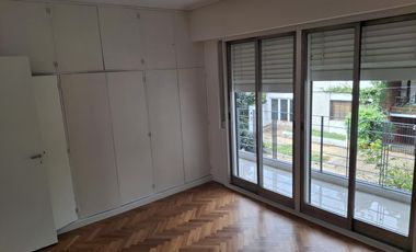 Casa de 6 ambientes en alquiler La Lucila