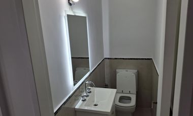 Casa de 6 ambientes en alquiler La Lucila