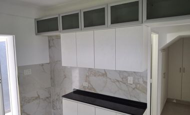 Casa de 6 ambientes en alquiler La Lucila