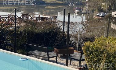 Alquiler de casa con salida al Río y amarra propia