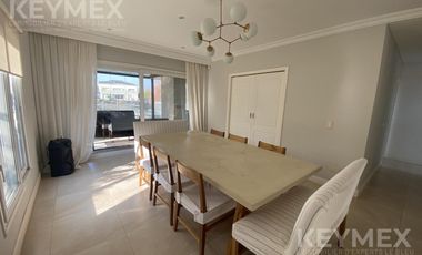 Alquiler de casa con salida al Río y amarra propia