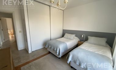 Alquiler de casa con salida al Río y amarra propia